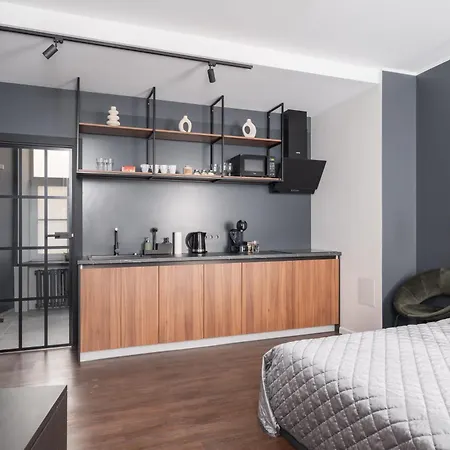 Old Town Stylish With Spacious Bathroom Daire Riga