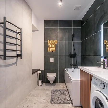Daire Old Town Stylish With Spacious Bathroom *