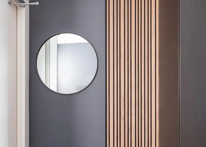 Old Town Stylish With Spacious Bathroom Апартаменты