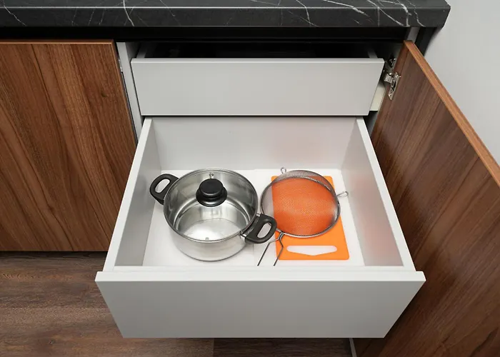 Old Town Stylish With Spacious Bathroom *