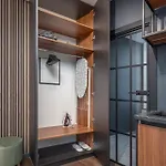 Old Town Stylish With Spacious Bathroom