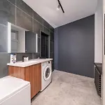 Διαμέρισμα Old Town Stylish With Spacious Bathroom *
