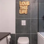 Διαμέρισμα Old Town Stylish With Spacious Bathroom